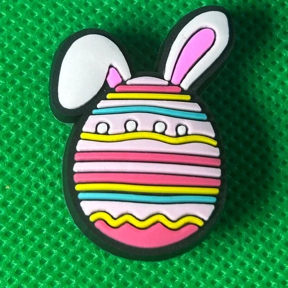 🌼 (5/$10 or 10/$15) NEW “Happy Easter” Croc Charm Collection - Picture 1 of 2